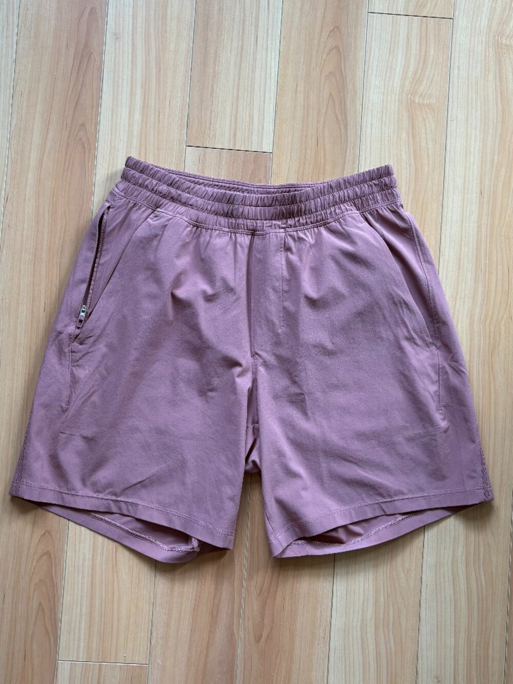 lululemon Pace Breaker 7" linerless